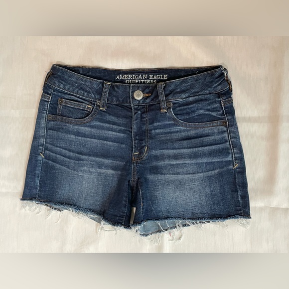 American Eagle Outfitters: Jean Shorts - Picture 9 of 15